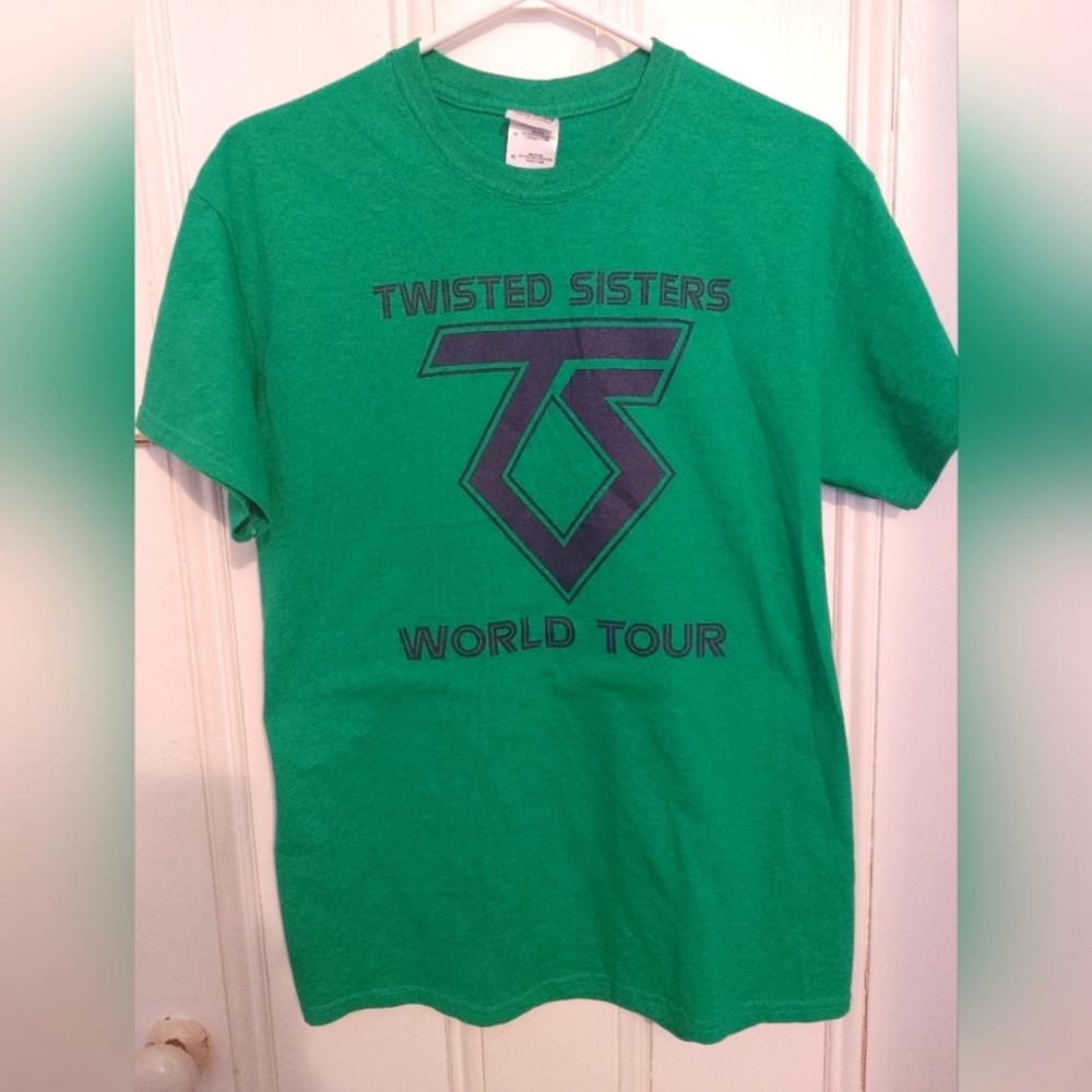 TWISTED SISTERS WORLD TOUR rare bootleg shirt Size Medium * like new *